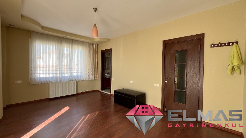 Elmas’tan Viranşehir’de Deniz Manzaralı Doğalgazlı Geniş Ferah 4+1