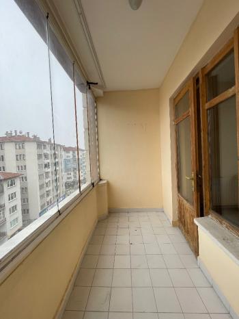 Güvenay - Çorum Ulukavak Mah. Fatih Caddesi Üzerin de Satılık 4+1 Daire 