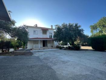 Girne Ozanköyde Dağ Deniz Manzaralı 5+1 Satılık Müstakil Villa