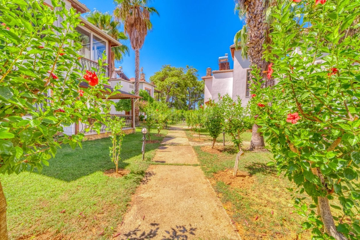 3+1 Villa mit Garten Meernah