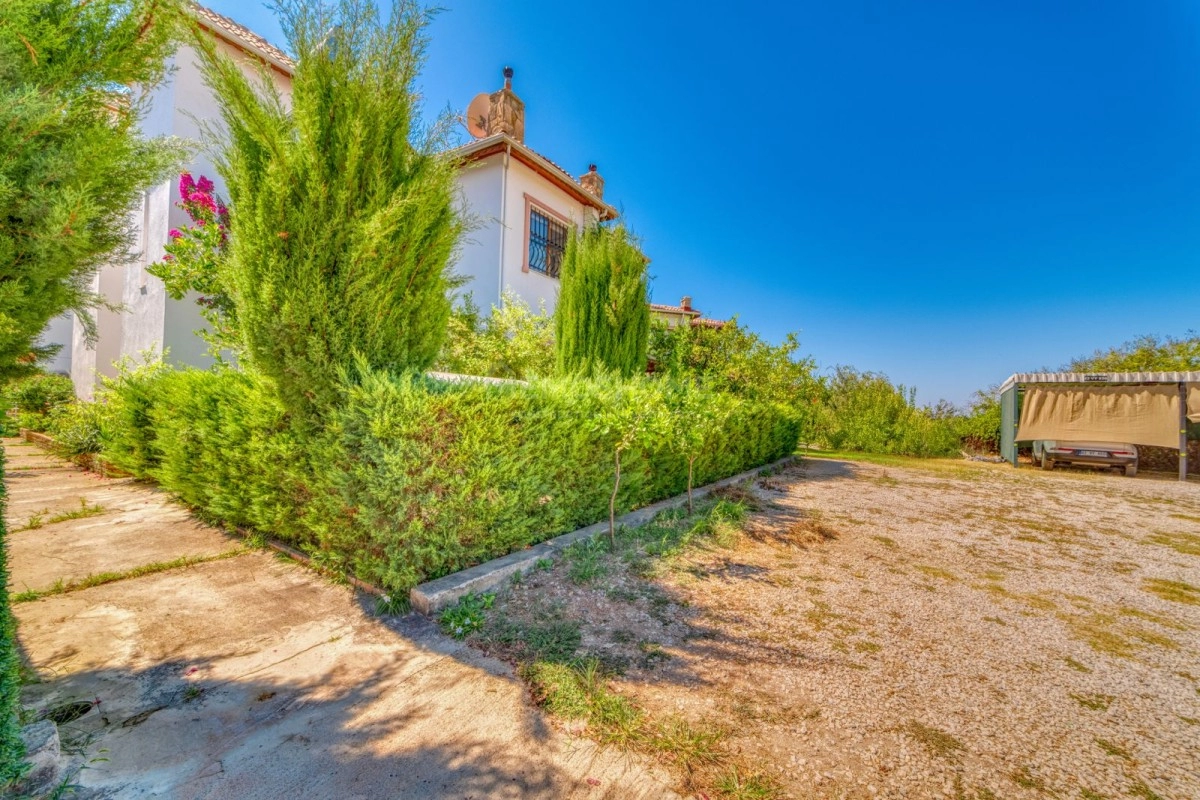 3+1 Villa mit Garten Meernah