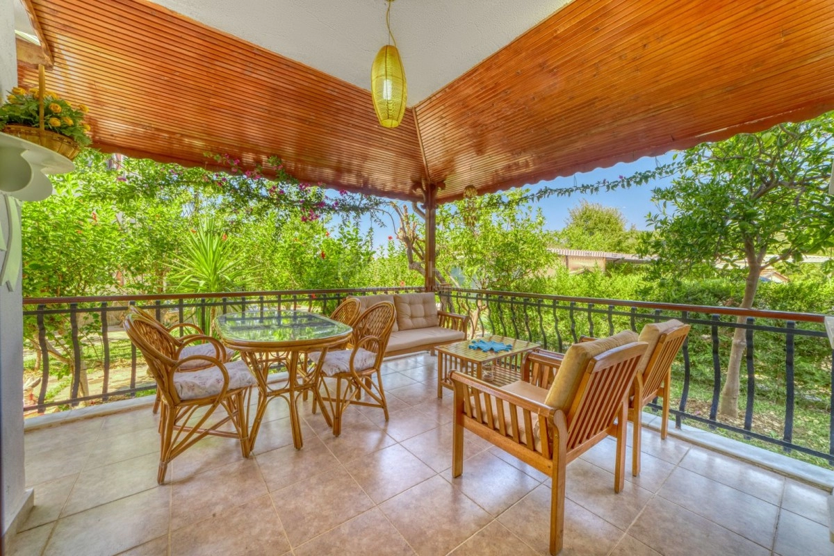 3+1 Villa mit Garten Meernah