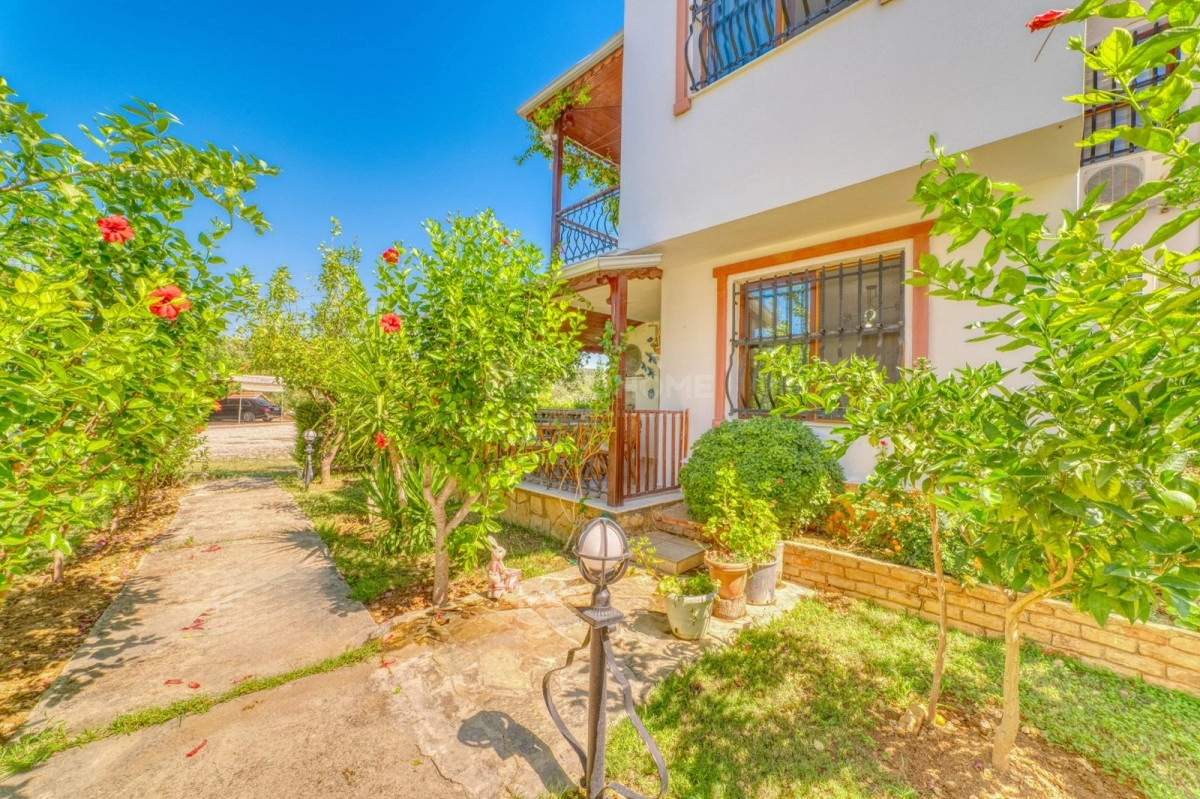 3+1 Villa mit Garten Meernah