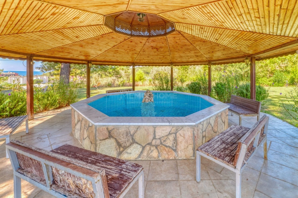 3+1 Villa mit Garten Meernah