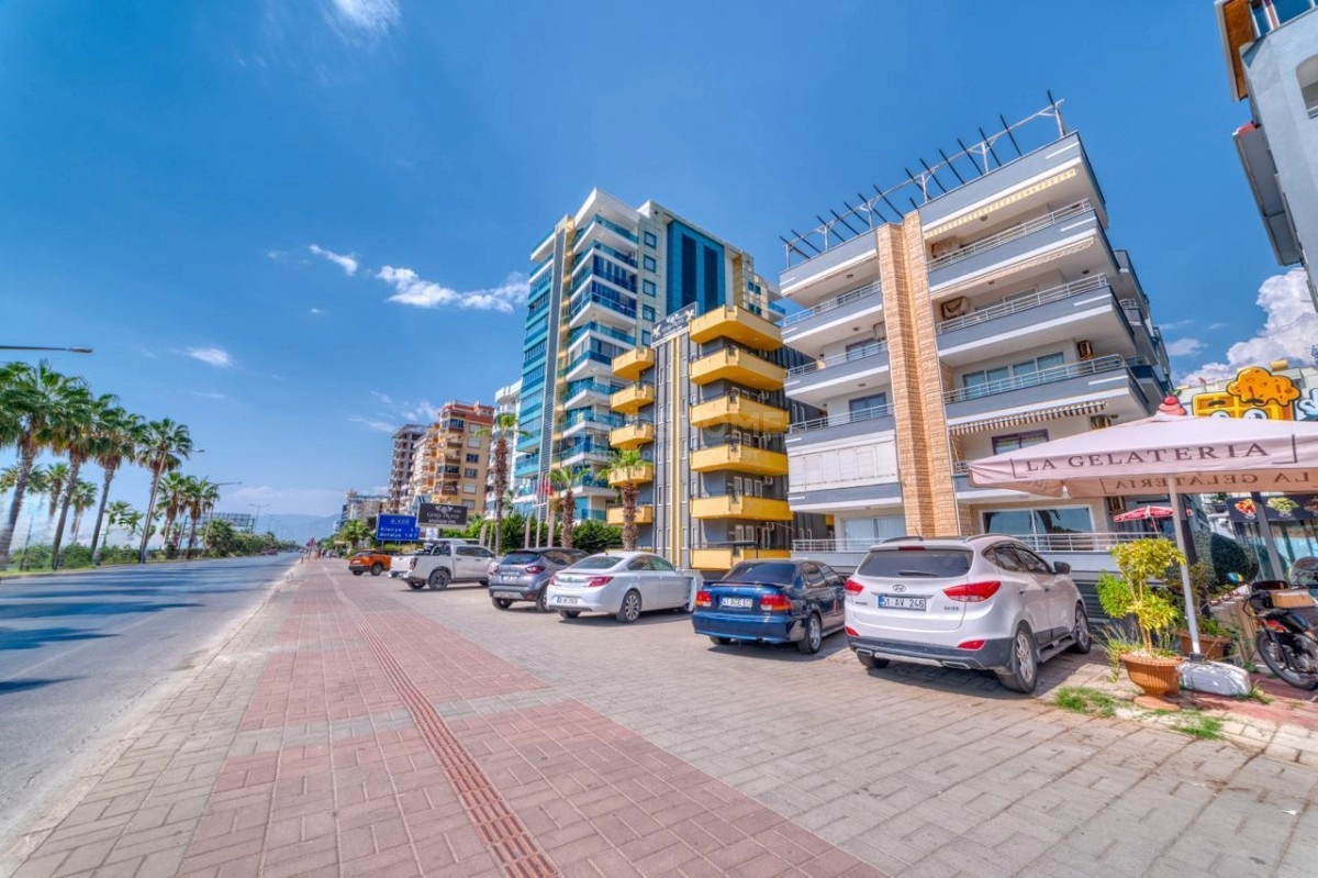 Mahmutlar Denize Sıfır 3+1 Daire