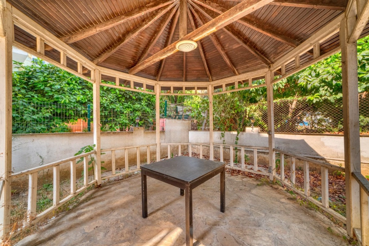 Mahmutlar Denize Sıfır 3+1 Daire