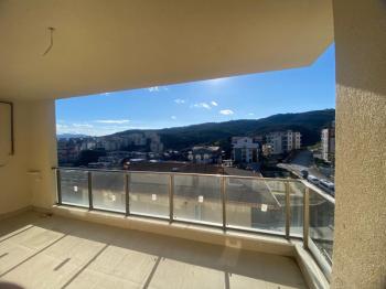 MUDANYA HALİTPAŞA 'da SATILIK 100 M2 AYRI MUTFAKLI DENİZ GÖRÜR SIFIR 2+1 DAİRE