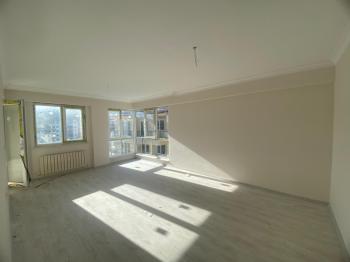 MUDANYA HALİTPAŞA 'da SATILIK 100 M2 AYRI MUTFAKLI DENİZ GÖRÜR SIFIR 2+1 DAİRE