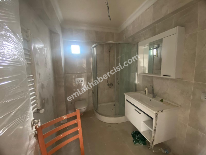 MUDANYA HALİTPAŞA 'da SATILIK 100 M2 AYRI MUTFAKLI DENİZ GÖRÜR SIFIR 2+1 DAİRE