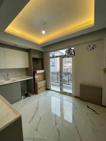  AFYON ÜÇOK EMLAKTAN KANLICA MAH SIFIR 2+1 85M² TEMİZ BAKIMLI KİRALIK DAİRE 