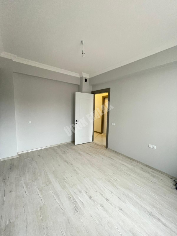  AFYON ÜÇOK EMLAKTAN KANLICA MAH SIFIR 2+1 85M² TEMİZ BAKIMLI KİRALIK DAİRE 