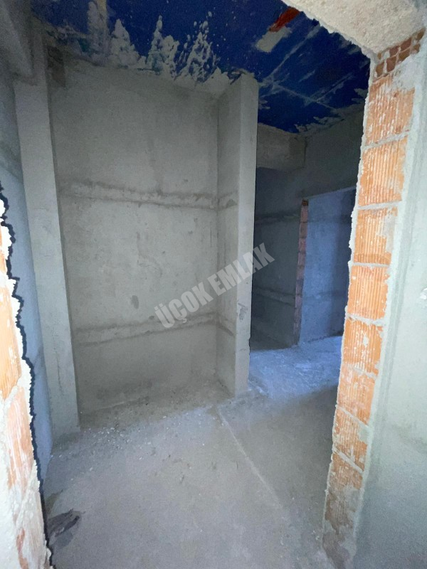 AFYON ÜÇOK EMLAKTAN GÜMÜŞKENT BEYAZIT MAH SATILIK SIFIR LÜX 3+1 GENİŞ DAİRELER