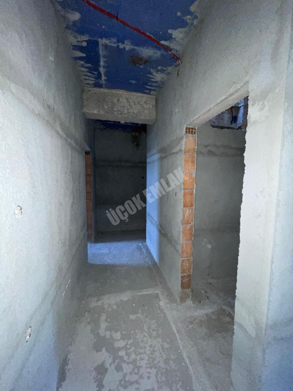 AFYON ÜÇOK EMLAKTAN GÜMÜŞKENT BEYAZIT MAH SATILIK SIFIR LÜX 3+1 GENİŞ DAİRELER