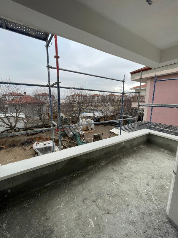 AFYON ÜÇOK EMLAKTAN GÜMÜŞKENT BEYAZIT MAH SATILIK SIFIR LÜX 3+1 GENİŞ DAİRELER