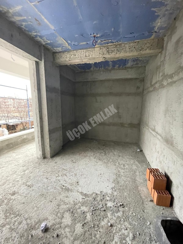 AFYON ÜÇOK EMLAKTAN GÜMÜŞKENT BEYAZIT MAH SATILIK SIFIR LÜX 3+1 GENİŞ DAİRELER