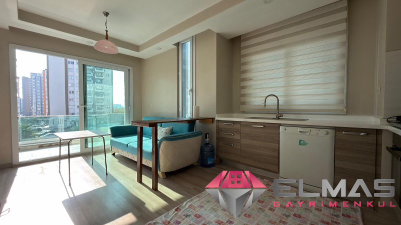 Elmas’tan Üniversiteye Yakın Yüzme Havuzlu Eşyalı 1+1