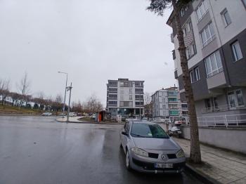 GÜVENAY - ÇORUM GÜLABİBEY MAH. EKİN CADDESİ ÜZERİNDE SATILIK 3+1 DAİRE 