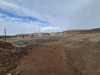 GÜVENAY - ÇORUM SİLMKENT VEFA SİTESİ CİVARI SATILIK VİLLA ARSASI