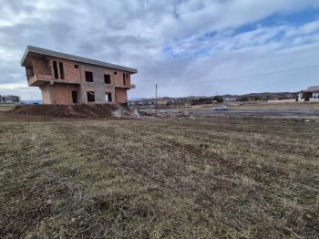 GÜVENAY - ÇORUM SİLMKENT VEFA SİTESİ CİVARI SATILIK VİLLA ARSASI