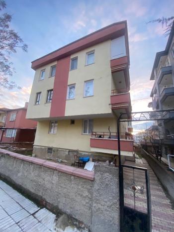 GÜVENAY - ÇORUM GÜLABİBEY MAH.GÜLÜM DÜĞÜN SALONU CİVARI 3+1 SATILIK DAİRE