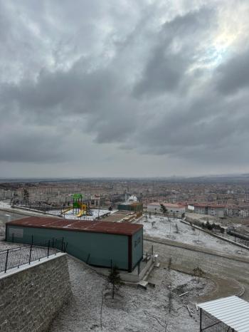 AFYON ÜÇOK EMLAKTAN KANLICA MAH GÖKÇE TOKİDE 3+1 130M² KİRALIK SIFIR TEMİZ BAKIMLI DAİRE 