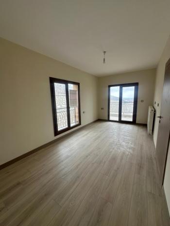 AFYON ÜÇOK EMLAKTAN KANLICA MAH GÖKÇE TOKİDE 3+1 130M² KİRALIK SIFIR TEMİZ BAKIMLI DAİRE 