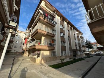 AFYON ÜÇOK EMLAKTAN HARBİŞ KOCATEPE MAH SATILIK FIRSAT BAKIMLI 3+1 GENİŞ SİTE İÇERİSİNDE DAİRE