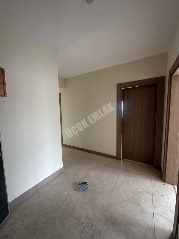 AFYON ÜÇOK EMLAKTAN KANLICA MAH GÖKÇE TOKİDE 3+1 130M² KİRALIK SIFIR TEMİZ BAKIMLI DAİRE 