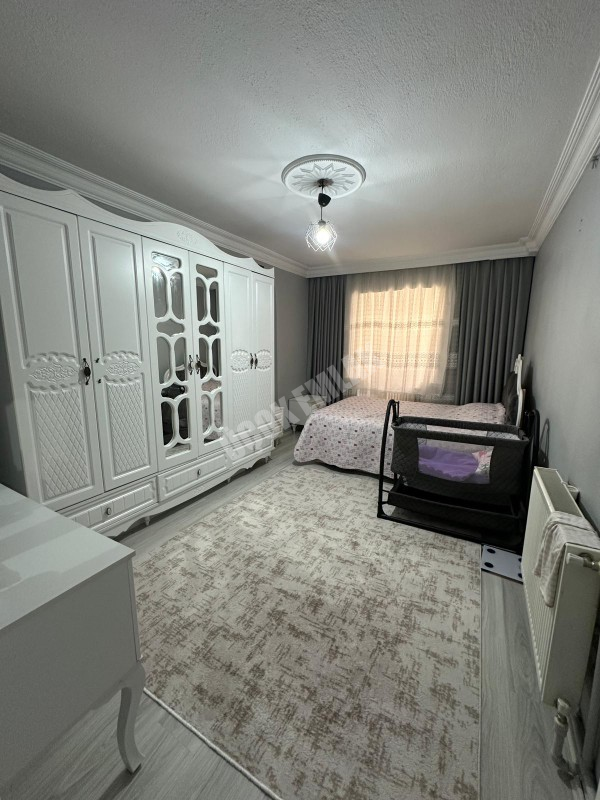 AFYON ÜÇOK EMLAKTAN HARBİŞ KOCATEPE MAH SATILIK FIRSAT BAKIMLI 3+1 GENİŞ SİTE İÇERİSİNDE DAİRE