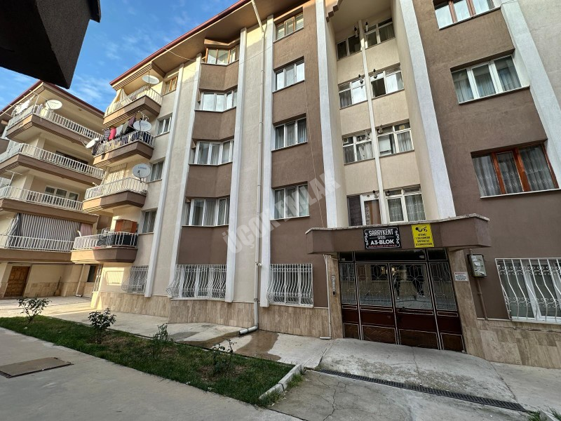 AFYON ÜÇOK EMLAKTAN HARBİŞ KOCATEPE MAH SATILIK FIRSAT BAKIMLI 3+1 GENİŞ SİTE İÇERİSİNDE DAİRE