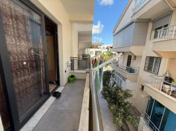  DİDİM ALTINKUM MAHALLESİ'NDE BALKONLU SATILIK 1+1 DAİRE