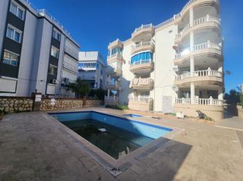 DİDİM ALTINKUM MAHALLESİ’NDE HAVUZ CEPHELİ SATILIK 2+1 DAİRE