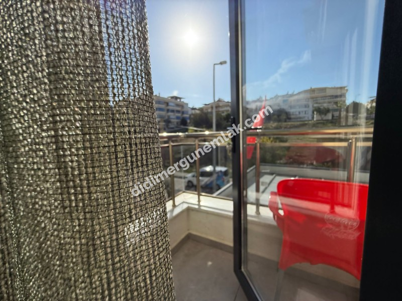  DİDİM ALTINKUM MAHALLESİ'NDE BALKONLU SATILIK 1+1 DAİRE