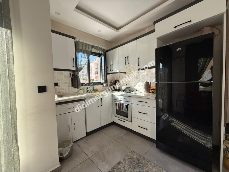  DİDİM ALTINKUM MAHALLESİ'NDE BALKONLU SATILIK 1+1 DAİRE