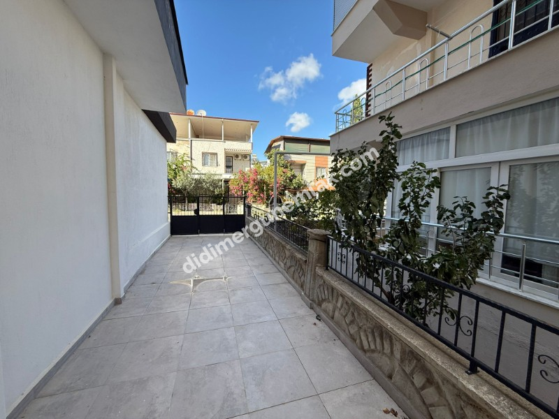  DİDİM ALTINKUM MAHALLESİ'NDE BALKONLU SATILIK 1+1 DAİRE