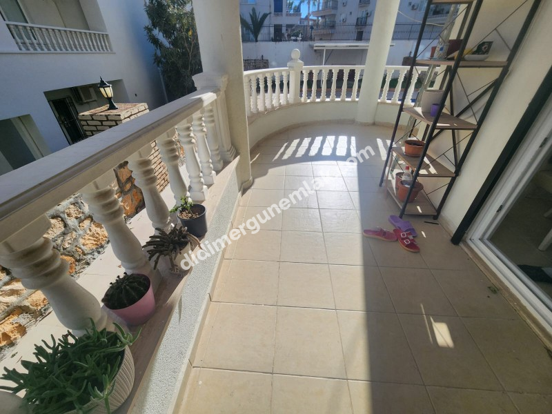 DİDİM ALTINKUM MAHALLESİ’NDE HAVUZ CEPHELİ SATILIK 2+1 DAİRE