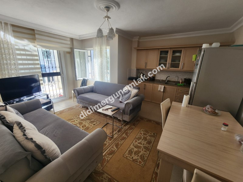 DİDİM ALTINKUM MAHALLESİ’NDE HAVUZ CEPHELİ SATILIK 2+1 DAİRE