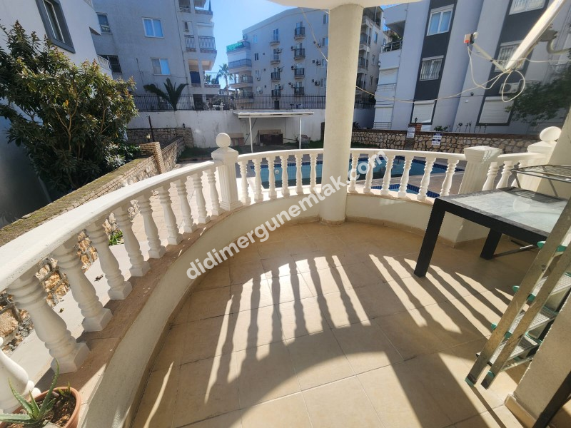 DİDİM ALTINKUM MAHALLESİ’NDE HAVUZ CEPHELİ SATILIK 2+1 DAİRE