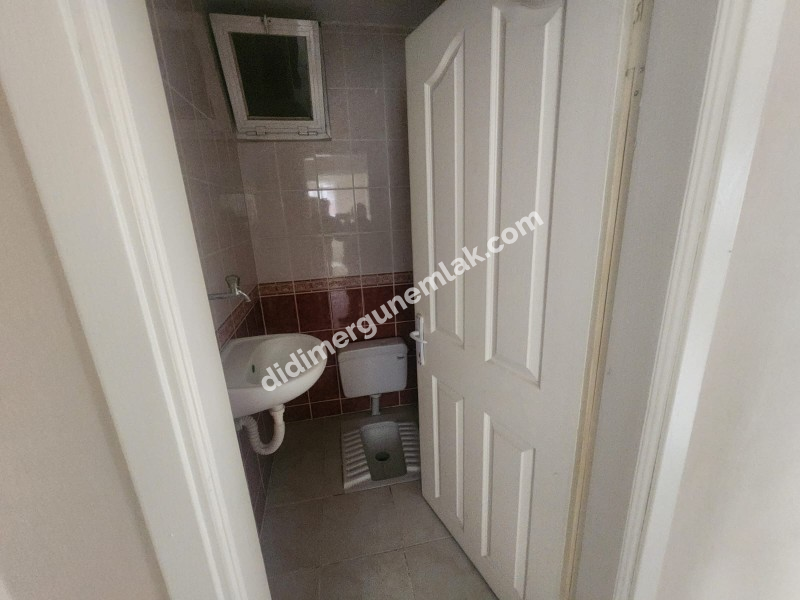  DİDİM ALTINKUM MAHALLESİ’NDE DENİZE YÜRÜME MESAFESİNDE   ÇİFT BALKONLU SATILIK 2+1 AYRI MUTFAKLI DAİRE