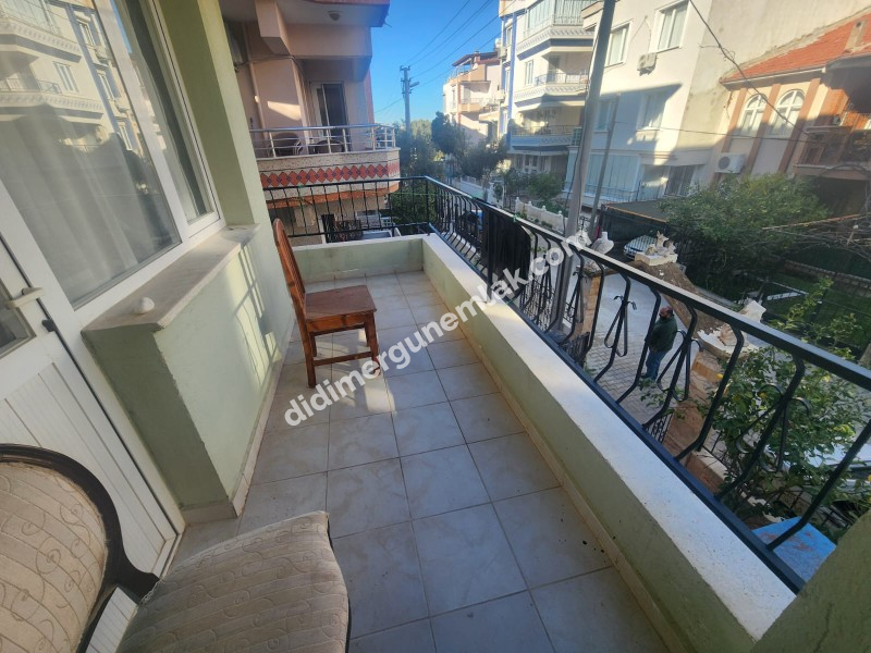  DİDİM ALTINKUM MAHALLESİ’NDE DENİZE YÜRÜME MESAFESİNDE   ÇİFT BALKONLU SATILIK 2+1 AYRI MUTFAKLI DAİRE