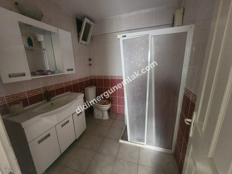  DİDİM ALTINKUM MAHALLESİ’NDE DENİZE YÜRÜME MESAFESİNDE   ÇİFT BALKONLU SATILIK 2+1 AYRI MUTFAKLI DAİRE