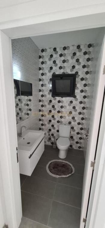 Lefkoşa Demirhan'da (Erülkü Arkası) 140 m2 Ebeveyn Banyolu Satılık 3+1 Daire