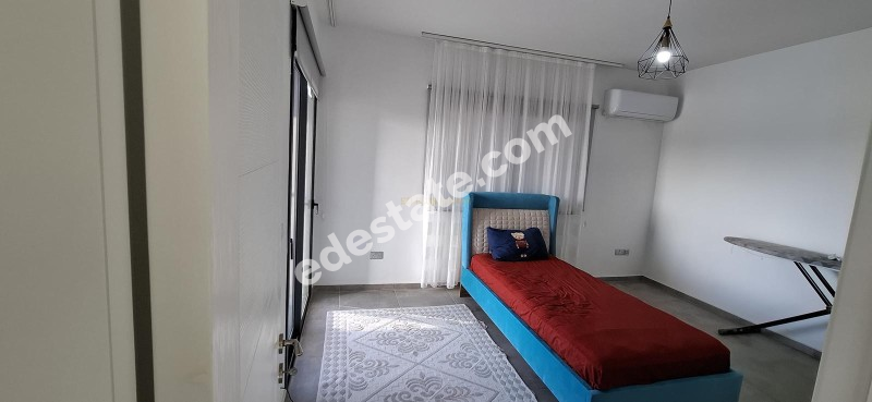 Lefkoşa Demirhan'da (Erülkü Arkası) 140 m2 Ebeveyn Banyolu Satılık 3+1 Daire