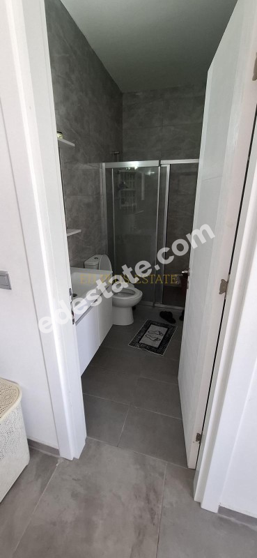 Lefkoşa Demirhan'da (Erülkü Arkası) 140 m2 Ebeveyn Banyolu Satılık 3+1 Daire