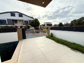 Didim Hisar Mahallesinde Satılık Eşyalı 3+1 Villa