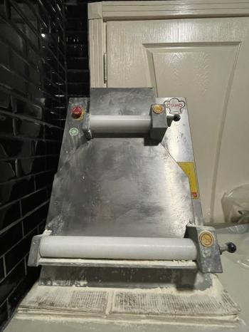 Güvenay - Çorum Gazi Caddesi Üzerin de Devren Pizzacı 