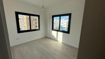 Gönyeli'de yeni sıfır penthouse satılık daire 