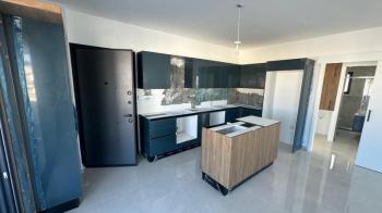 Gönyeli'de yeni sıfır penthouse satılık daire 