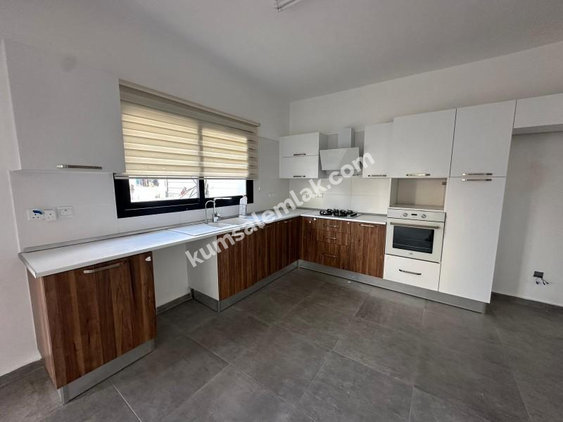 LEFKOŞA DUMLUPINAR DA SATILIK VİLLA