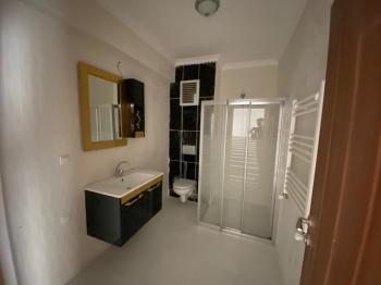 MUDANYA GÜZELYALI EĞİTİM'DE HAVUZLU - OTOPARKLI, DENİZ GÖRÜR, SİTEİÇİ SATILIK DUBLEKS 4+1 SIFIR DAİRE